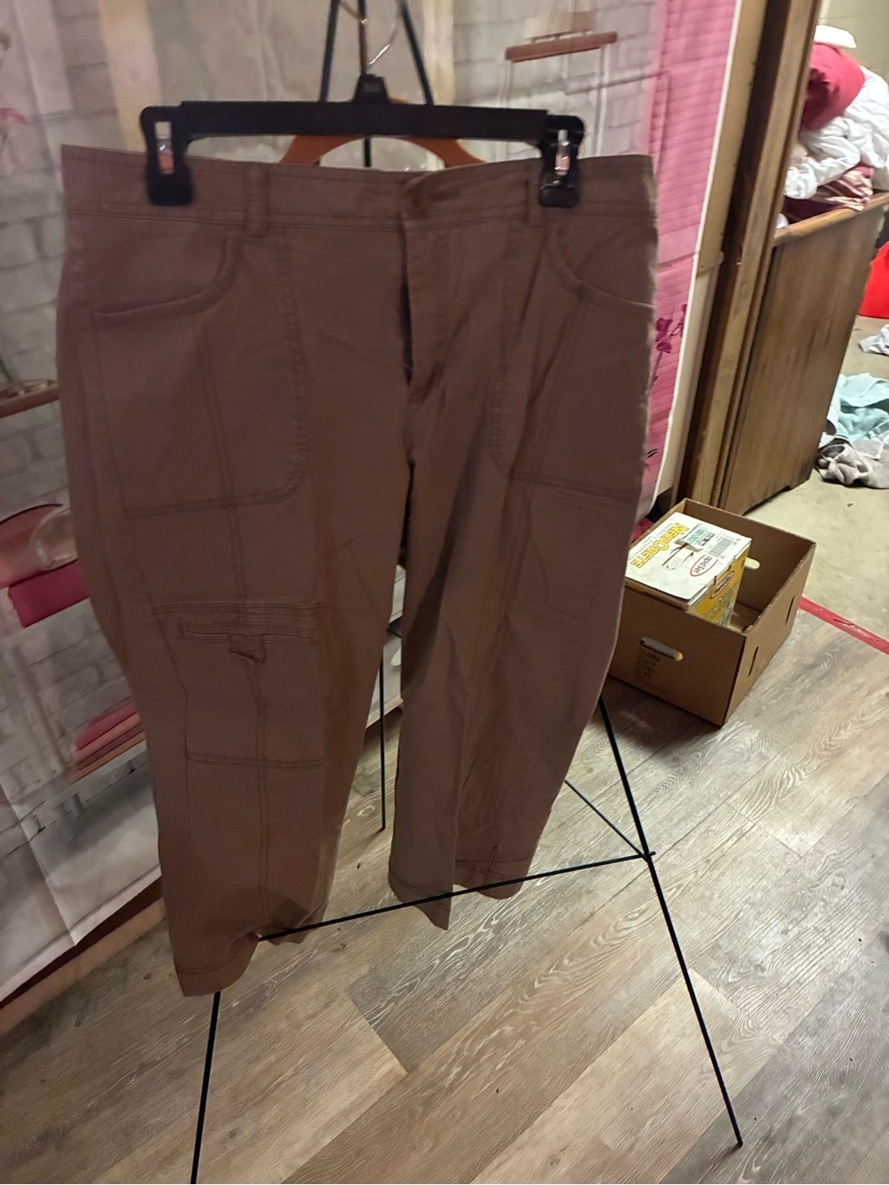 Dockers Women's Brown Cargo Capris with Patch Pockets